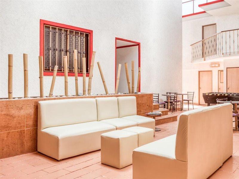 Capital O Hotel Valencia Πουέμπλα Εξωτερικό φωτογραφία