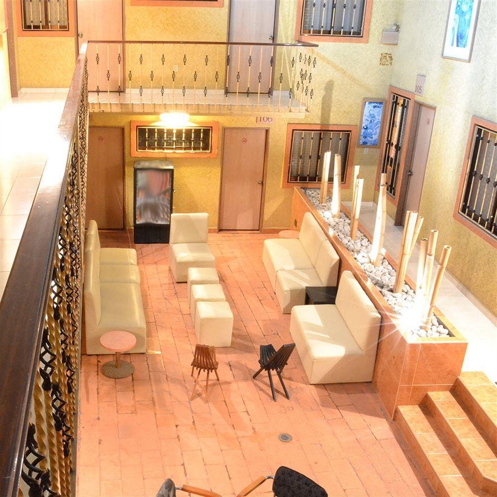Capital O Hotel Valencia Πουέμπλα Εξωτερικό φωτογραφία