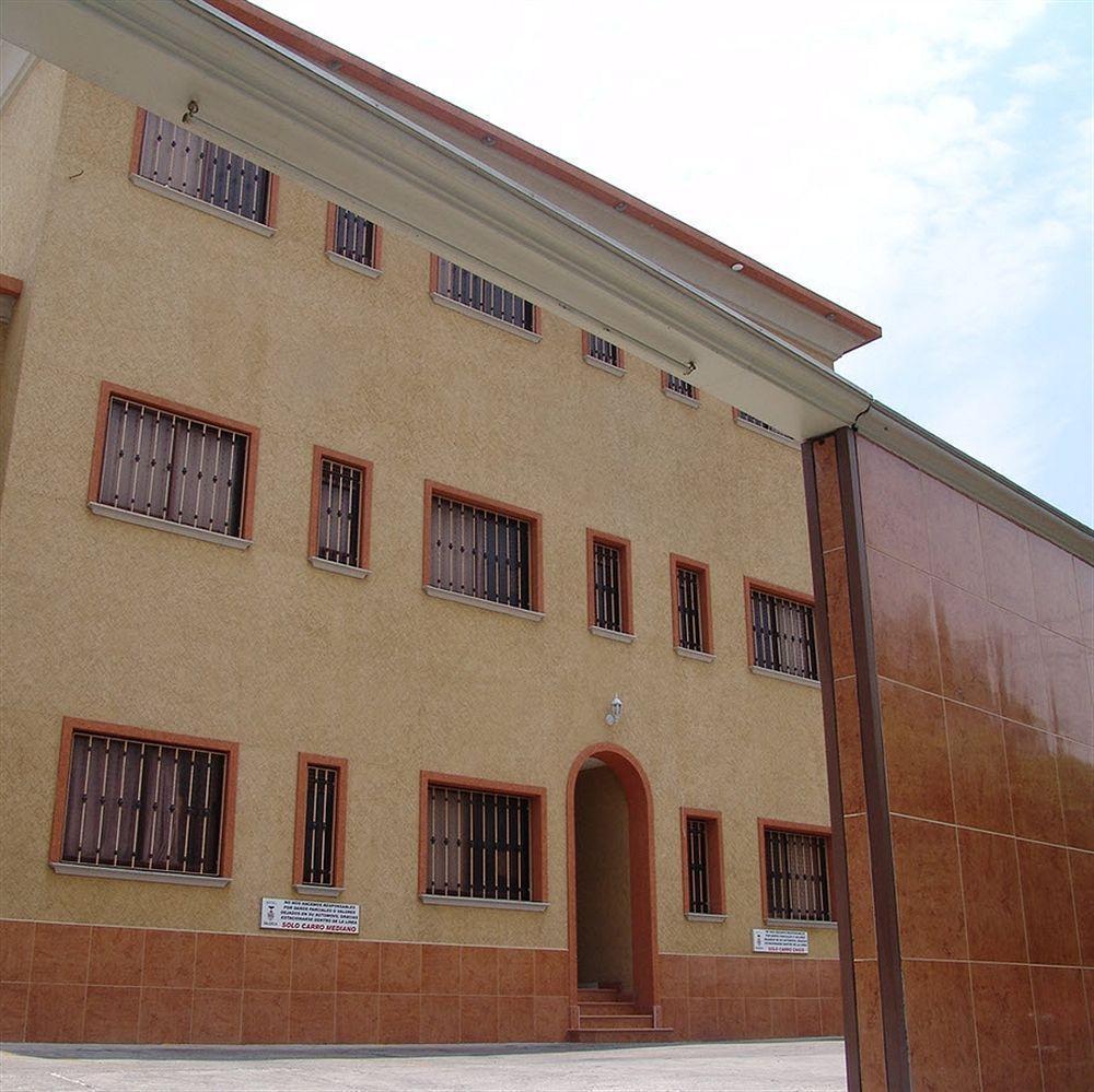 Capital O Hotel Valencia Πουέμπλα Εξωτερικό φωτογραφία