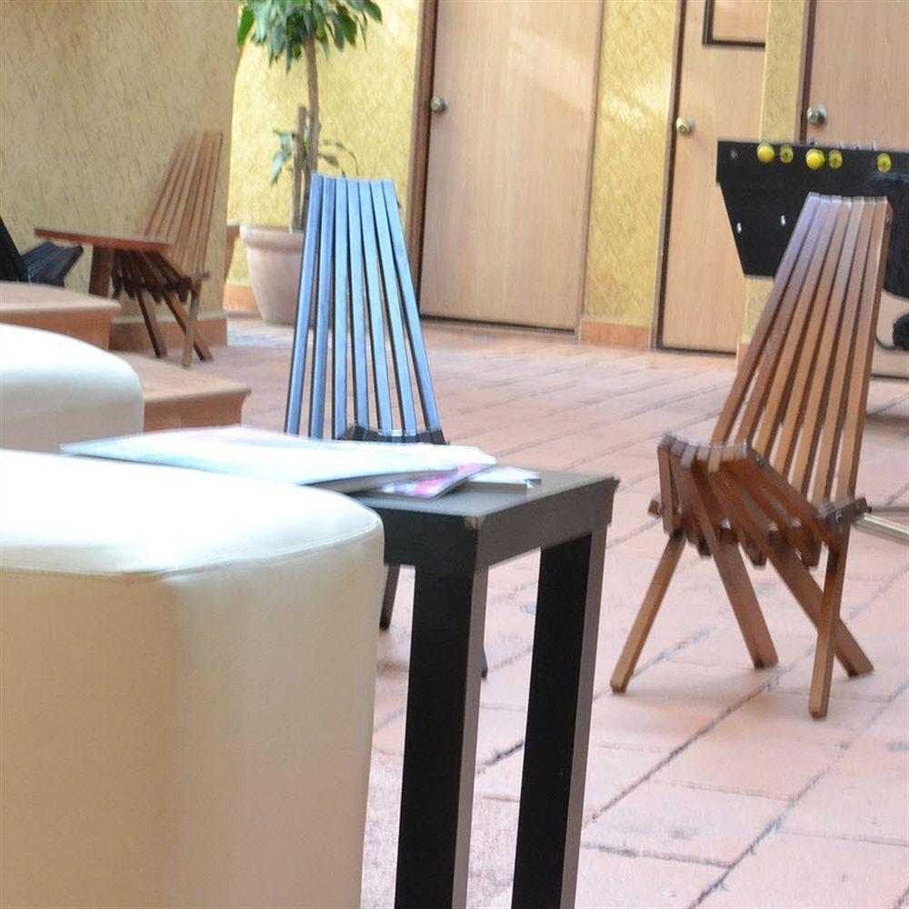 Capital O Hotel Valencia Πουέμπλα Εξωτερικό φωτογραφία