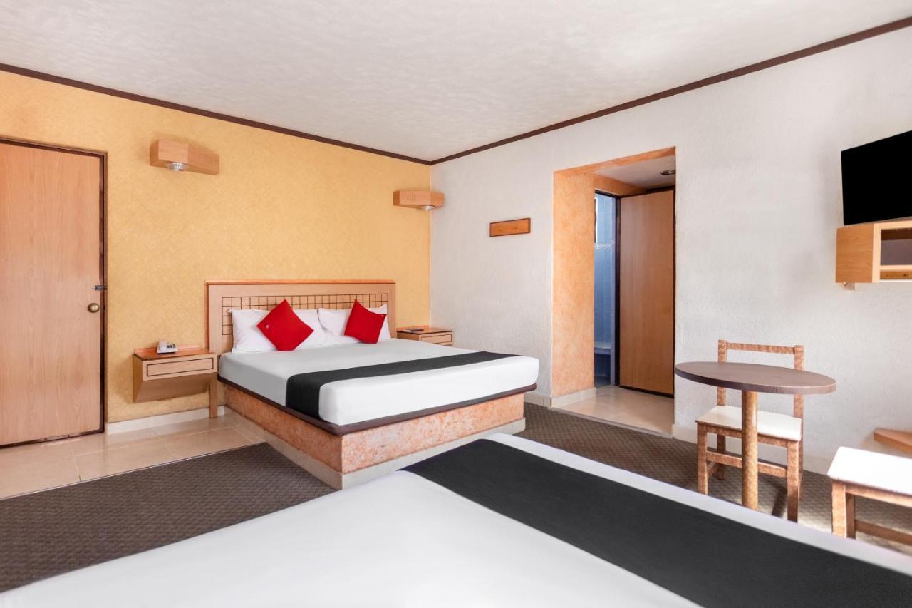 Capital O Hotel Valencia Πουέμπλα Εξωτερικό φωτογραφία