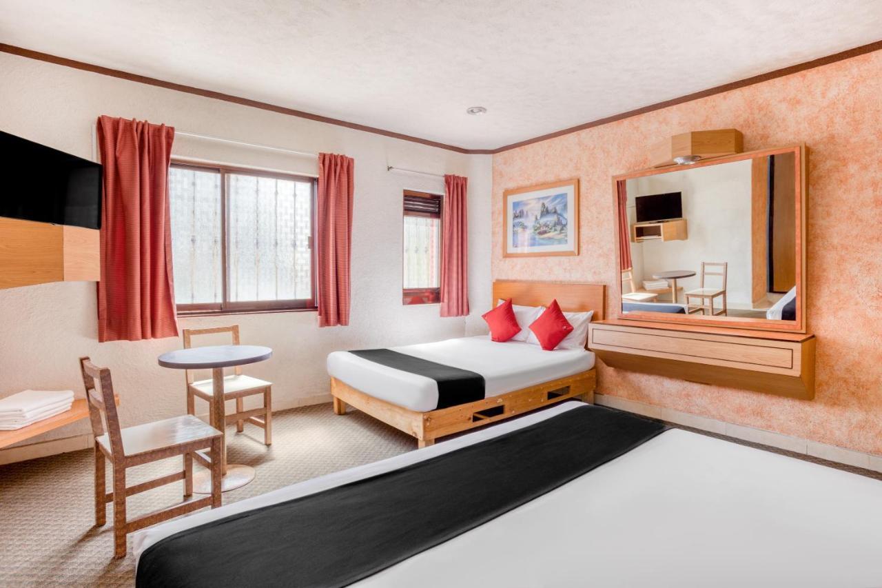 Capital O Hotel Valencia Πουέμπλα Εξωτερικό φωτογραφία