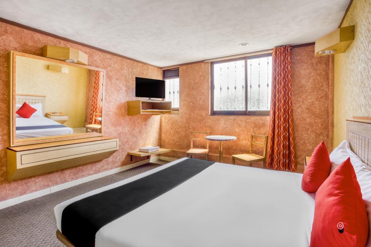 Capital O Hotel Valencia Πουέμπλα Εξωτερικό φωτογραφία