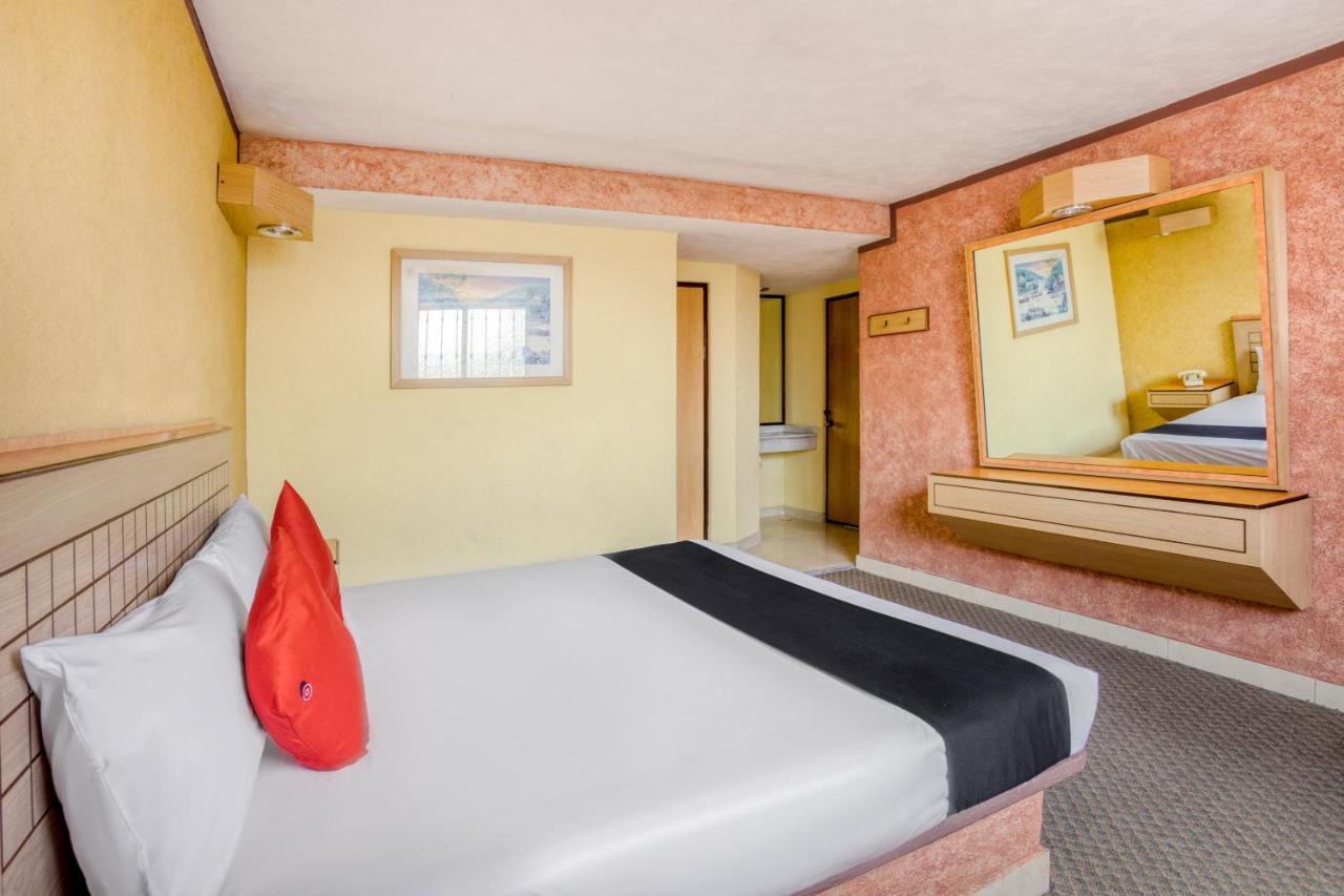 Capital O Hotel Valencia Πουέμπλα Εξωτερικό φωτογραφία
