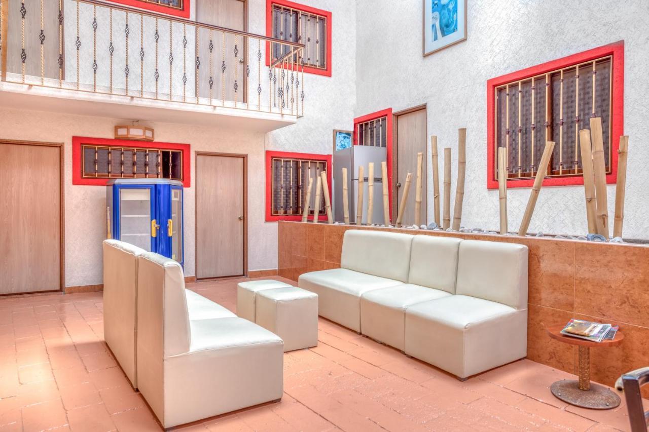 Capital O Hotel Valencia Πουέμπλα Εξωτερικό φωτογραφία